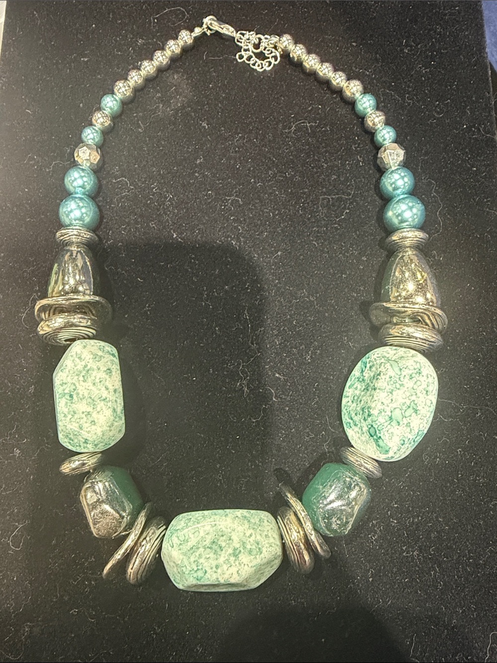 Turquoise and silver color Statement Bead Necklace - Women's Fashion Jewelry